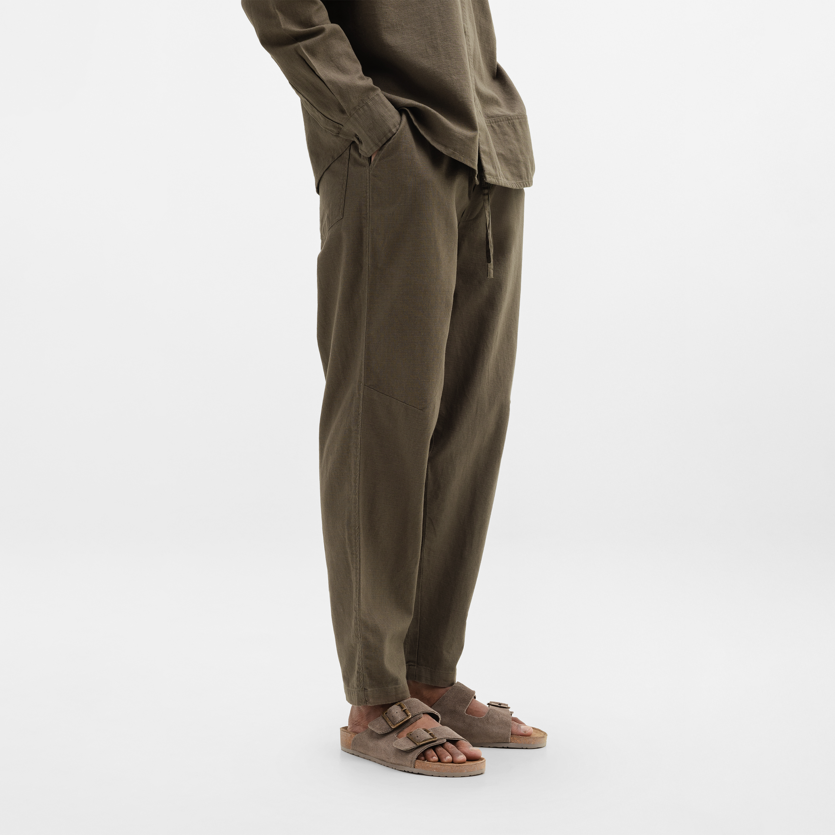 CURVED COTTON PANTS- OLIVE