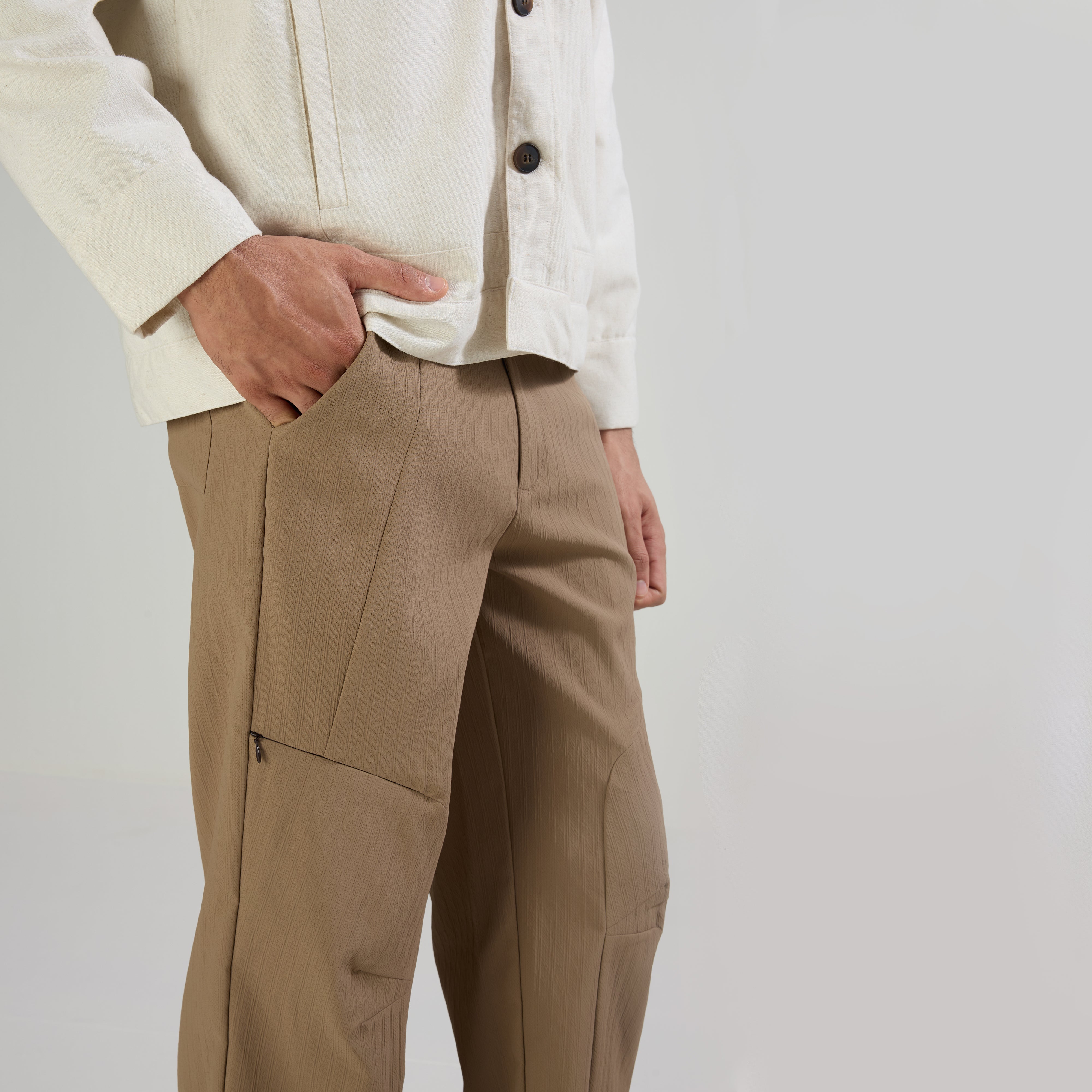 TECHNICAL PANTS - BROWN