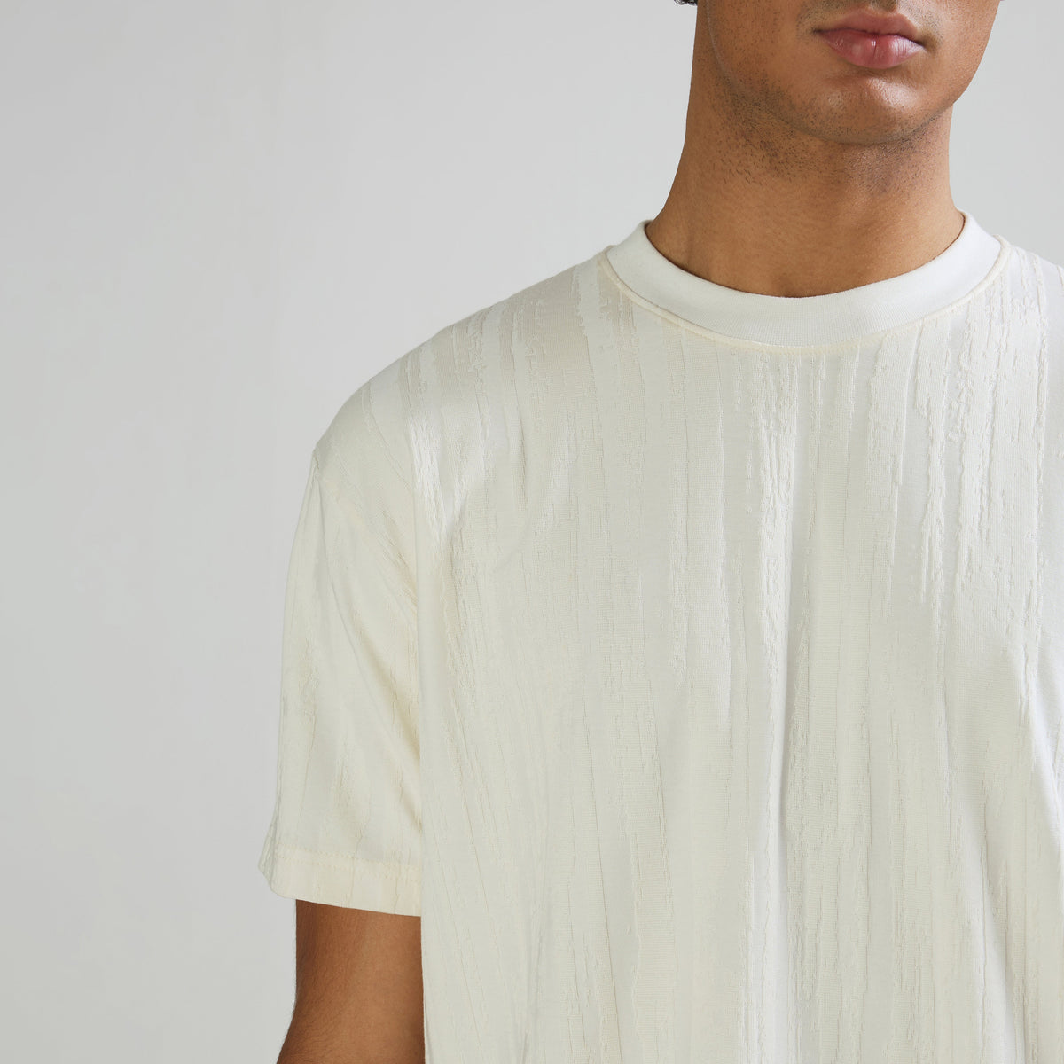 JACQUARD ROUND NECK T-SHIRT - OFF WHITE