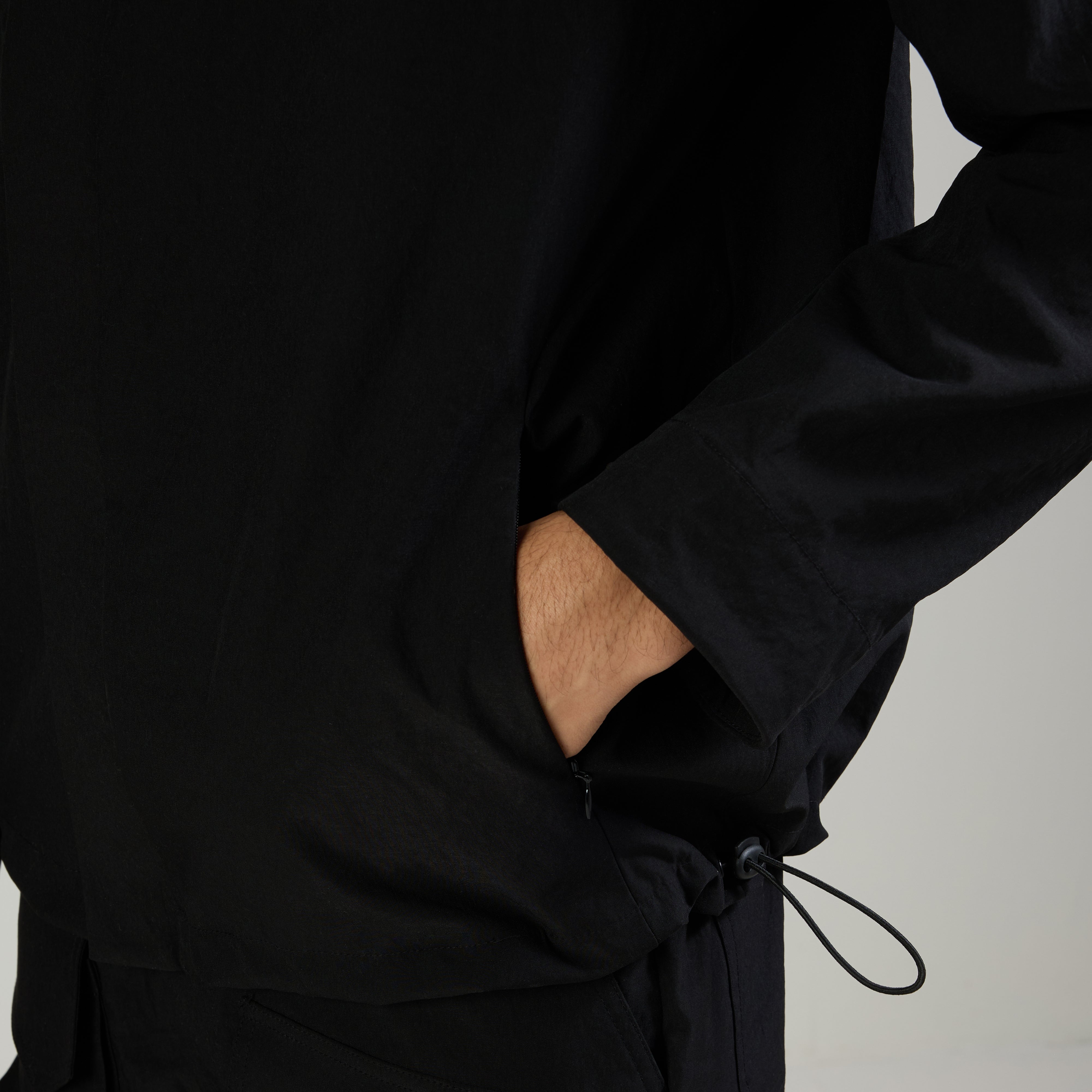 TECHNICAL JACKET - BLACK