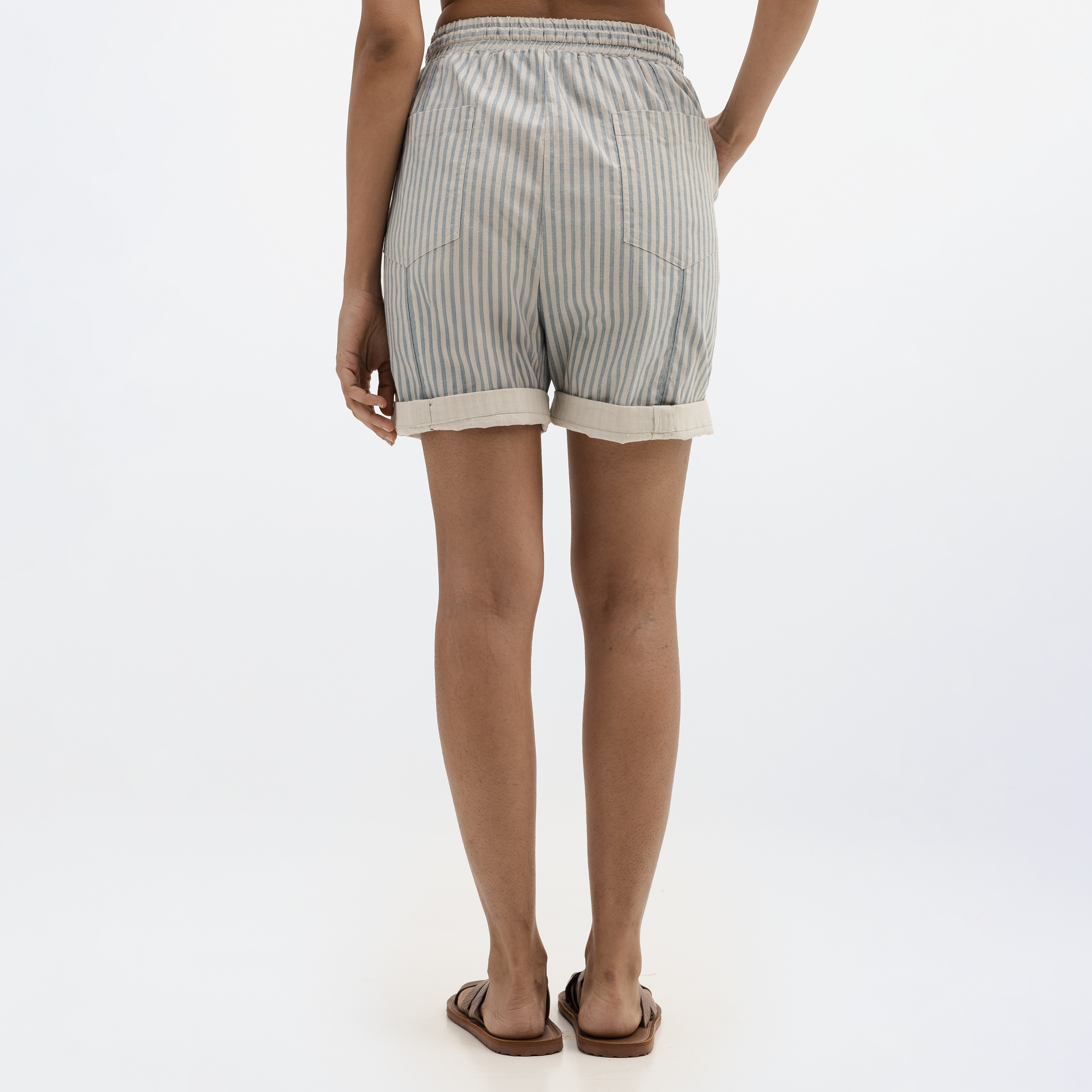 ROLLED-UP HEM SHORTS