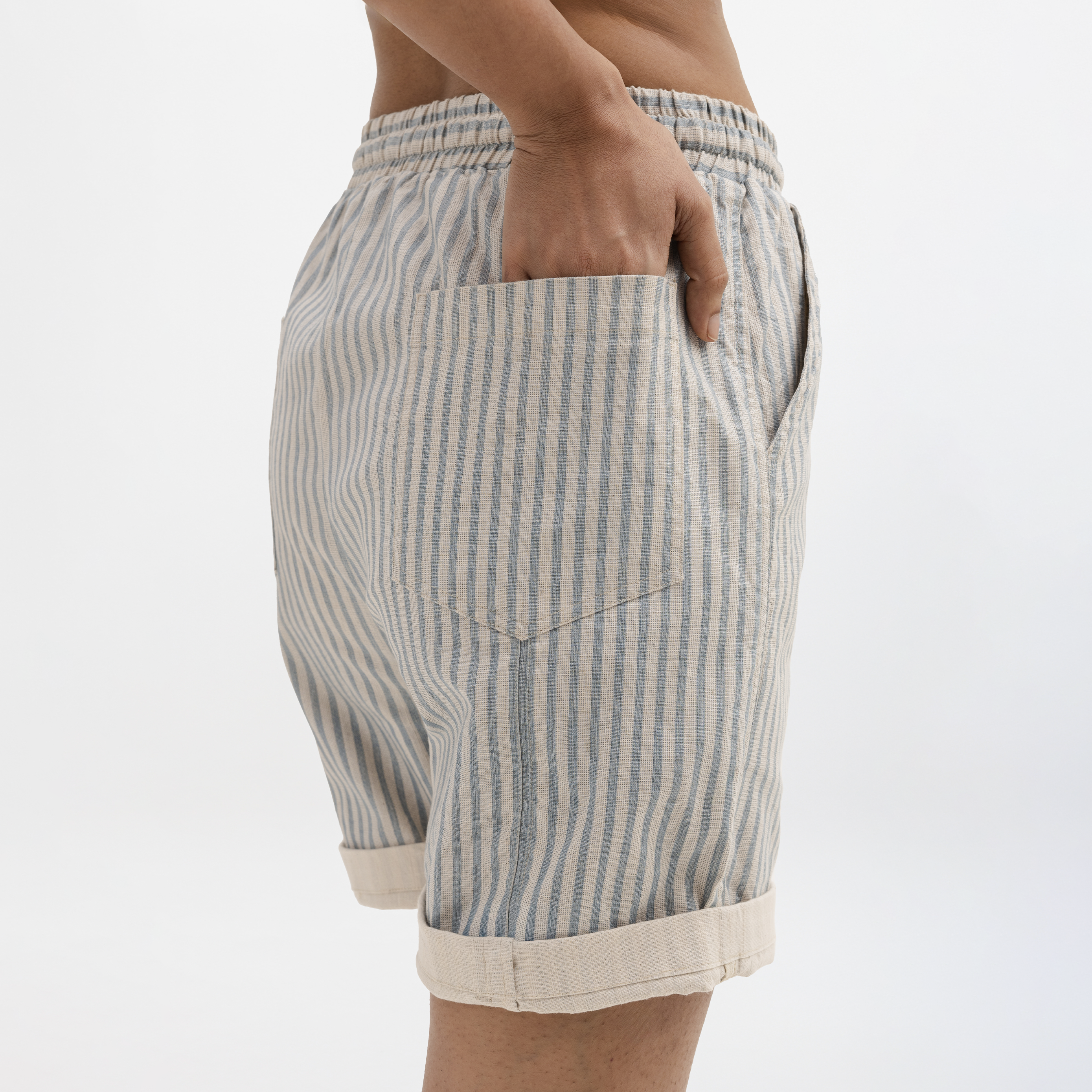 ROLLED-UP HEM SHORTS