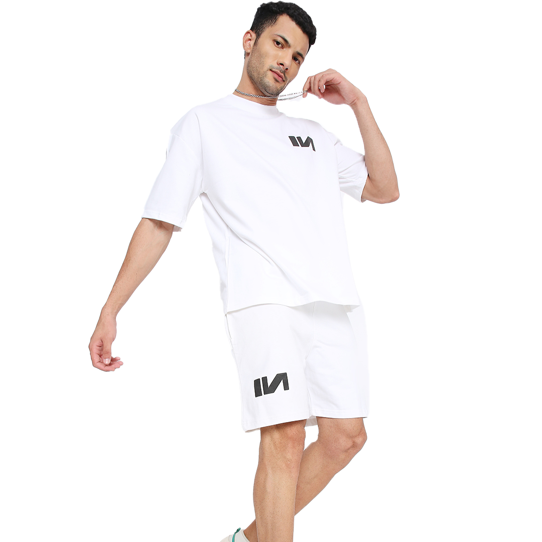 Shorts - IИ Classic White