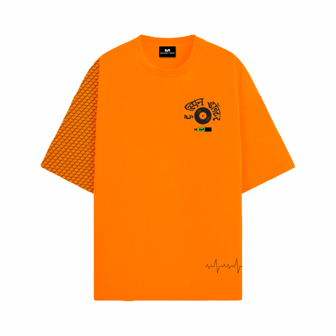Oversized T-shirt - The Spindoctor Tee (Orange)