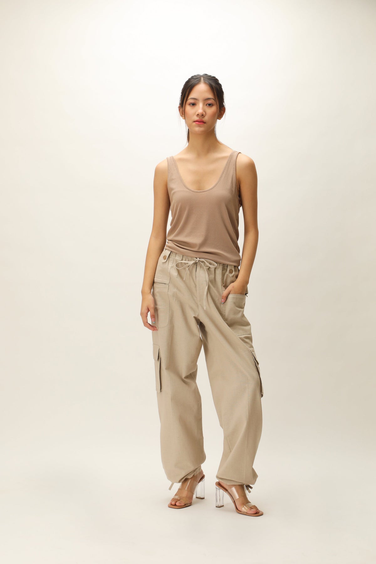 ECRU LINEN CARGOS