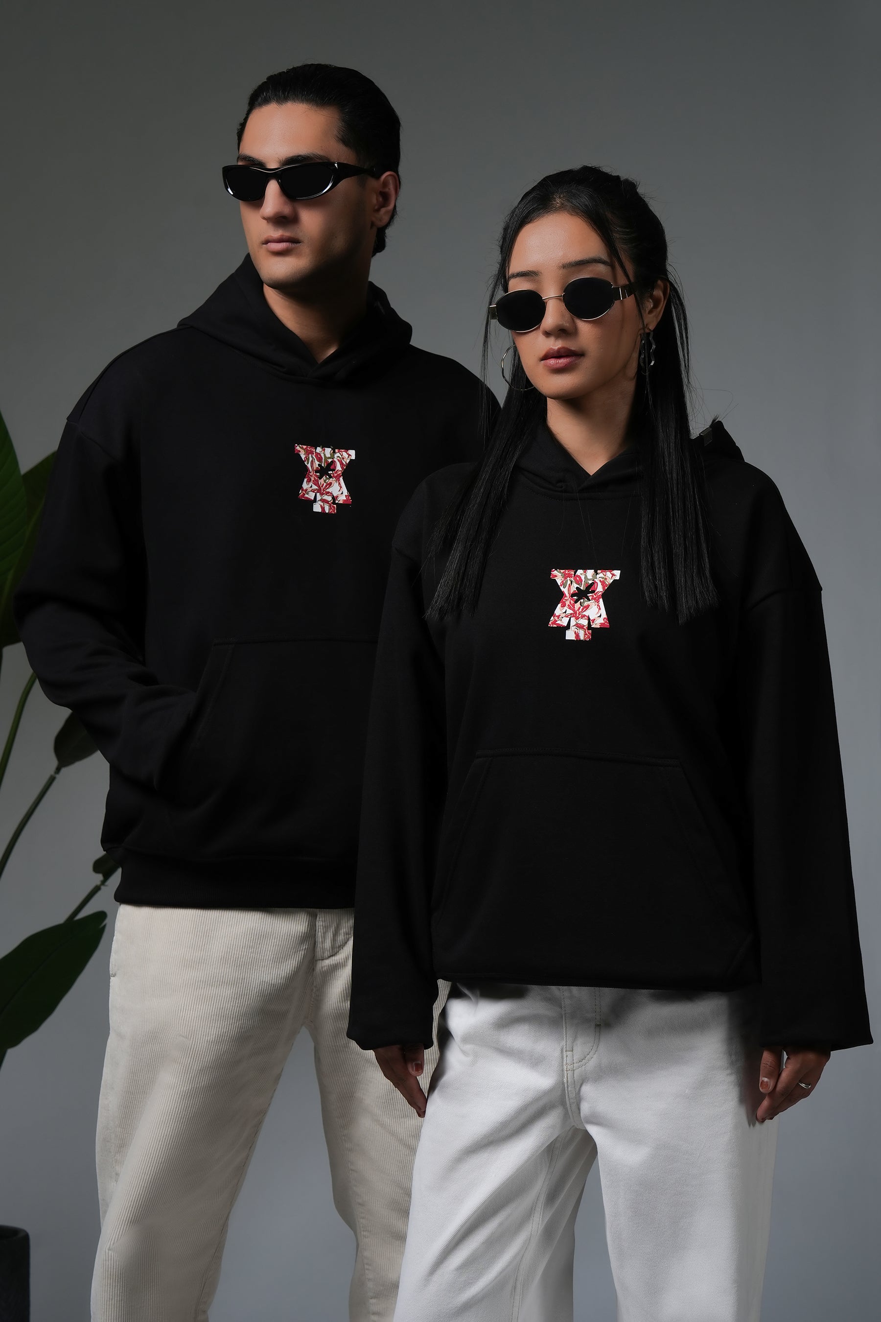 STUDIO HOURS - HOODIE