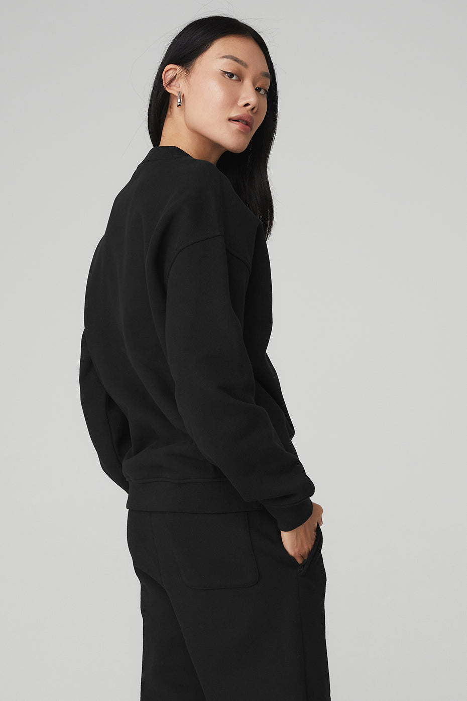 alo Renown Heavy Weight Crew Neck Pullover - Black