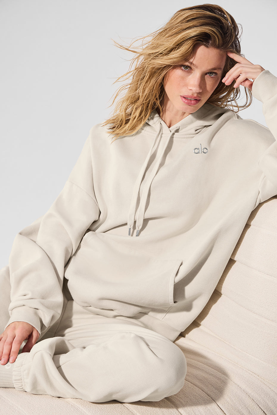 alo Accolade Hoodie - Bone