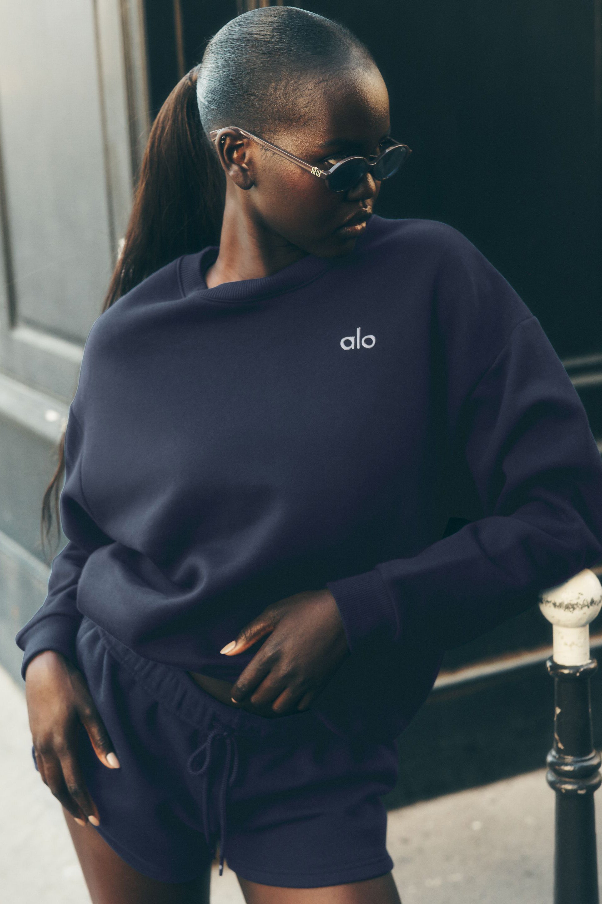 alo Accolade Crew Neck Pullover - Navy