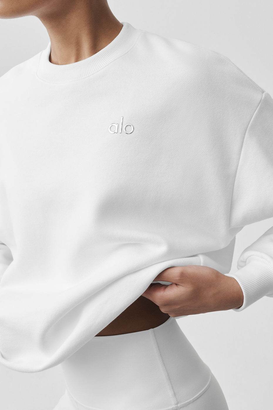 alo Accolade Crew Neck Pullover - White