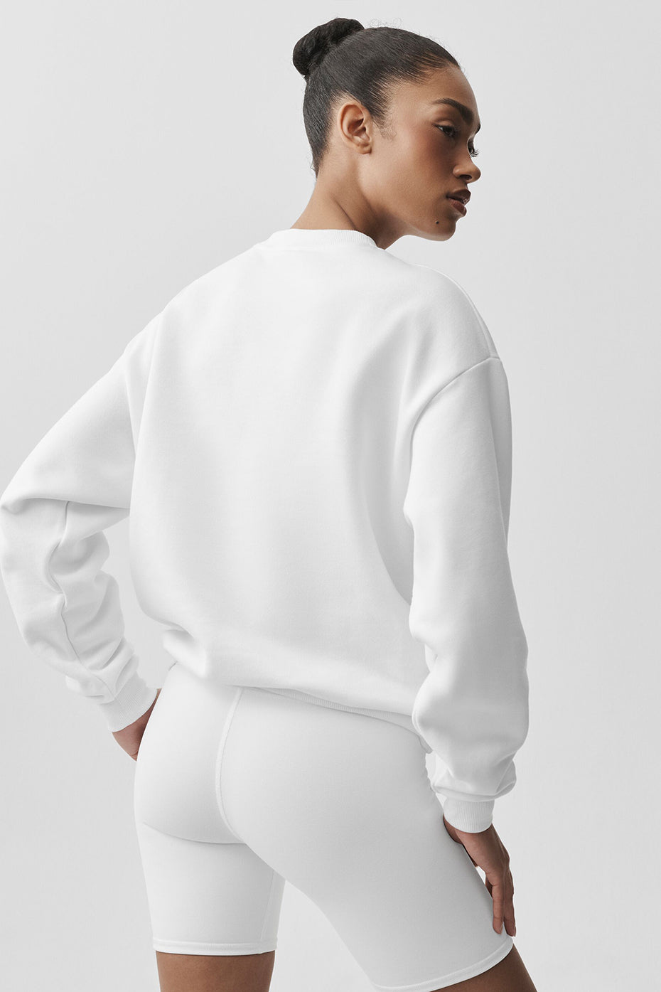 alo Accolade Crew Neck Pullover - White