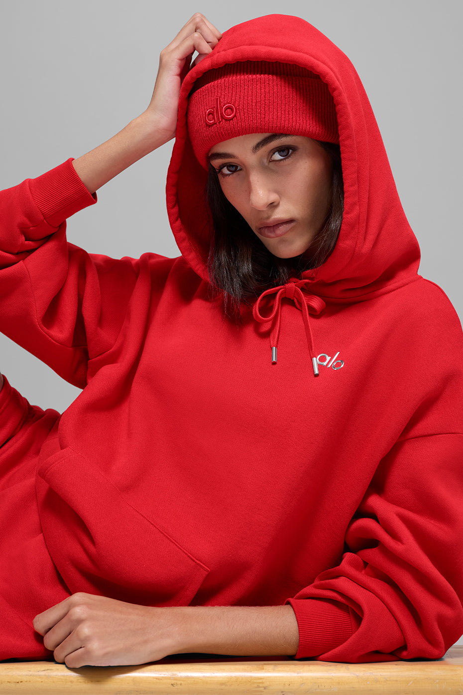 alo Accolade Hoodie - Bright Red