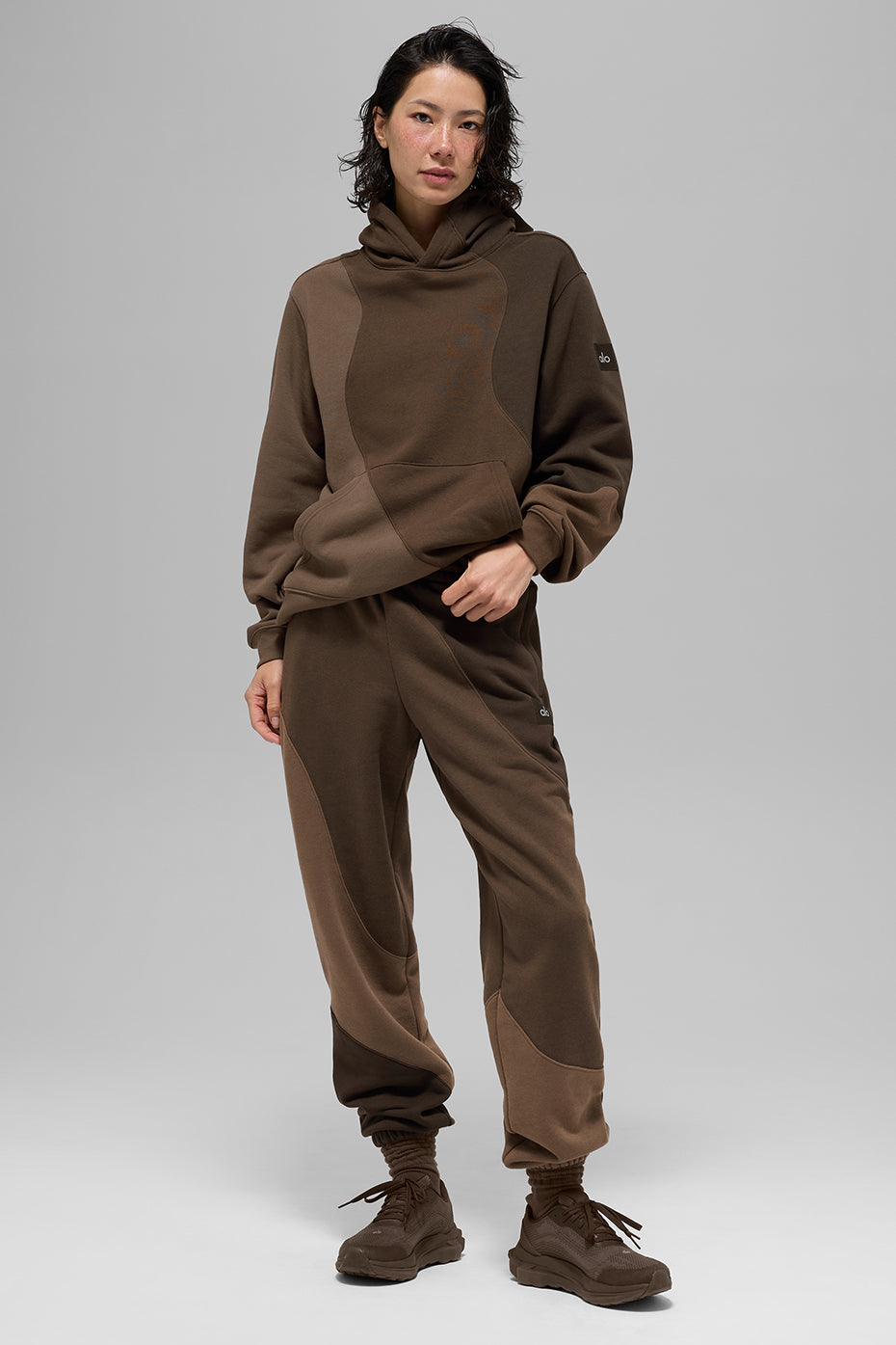 alo Make Waves Hoodie - Espresso Tonal