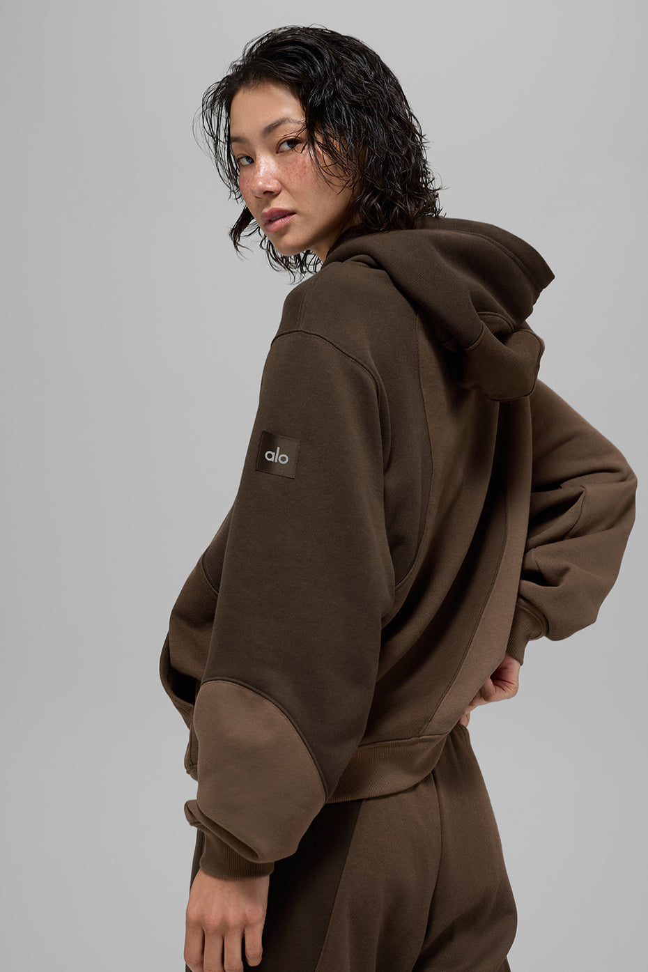 alo Make Waves Hoodie - Espresso Tonal