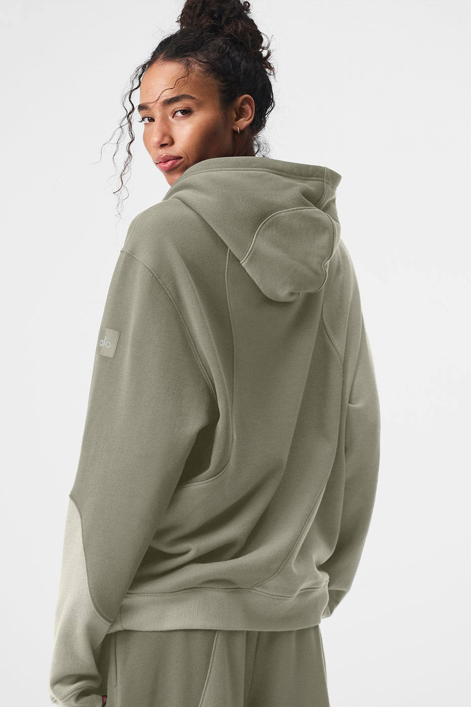 alo Make Waves Hoodie - Limestone Tonal