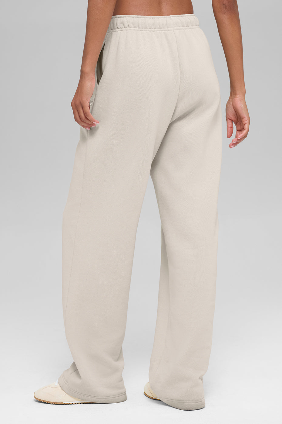 alo Accolade Straight Leg Sweatpant - Bone