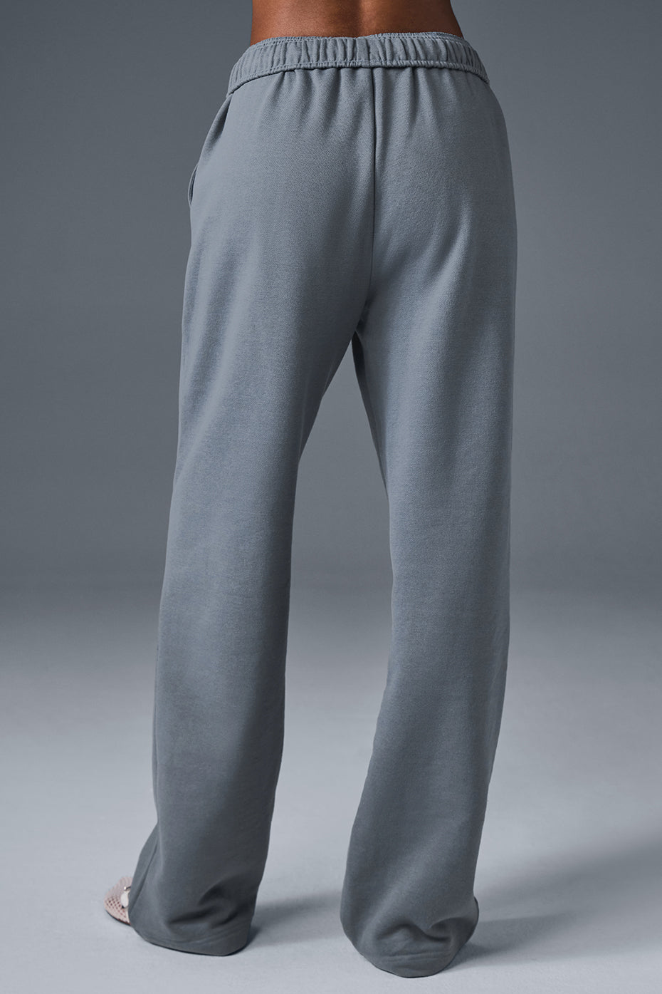 alo Accolade Straight Leg Sweatpant - Steel Grey