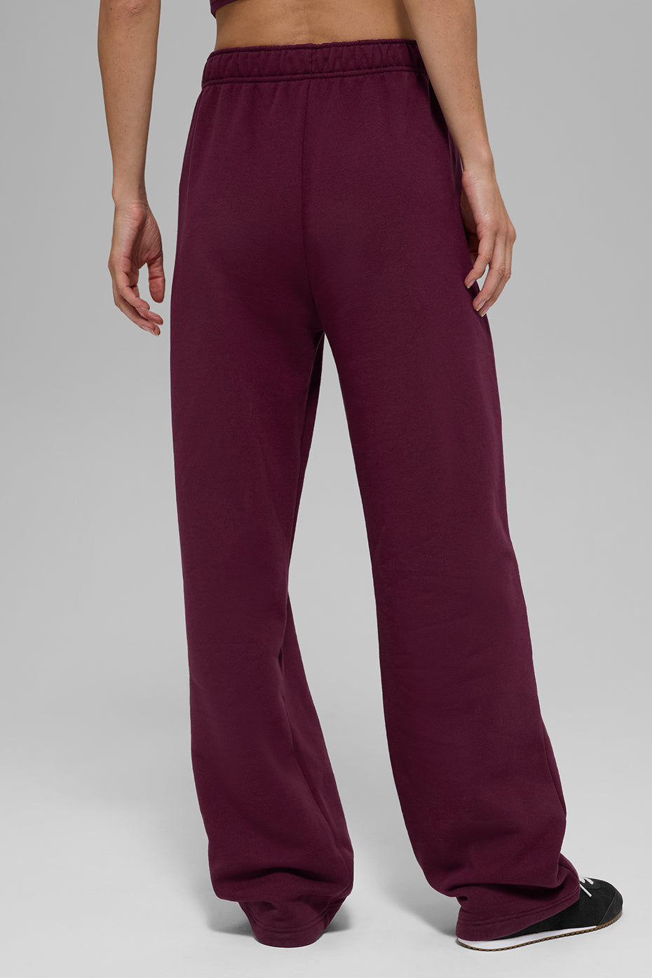 alo Accolade Straight Leg Sweatpant - Burgundy
