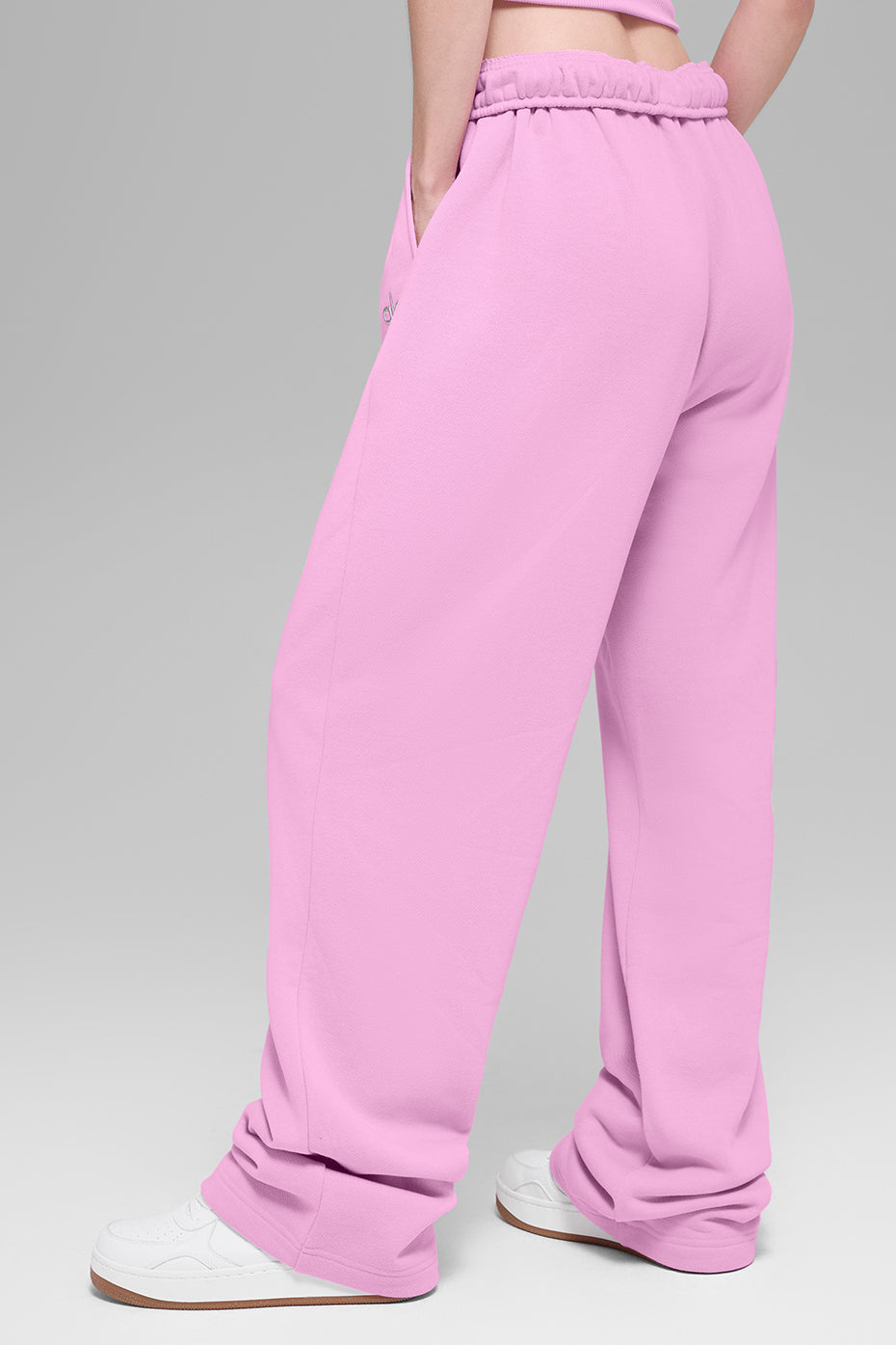alo Accolade Straight Leg Sweatpant - Candy Heart Pink