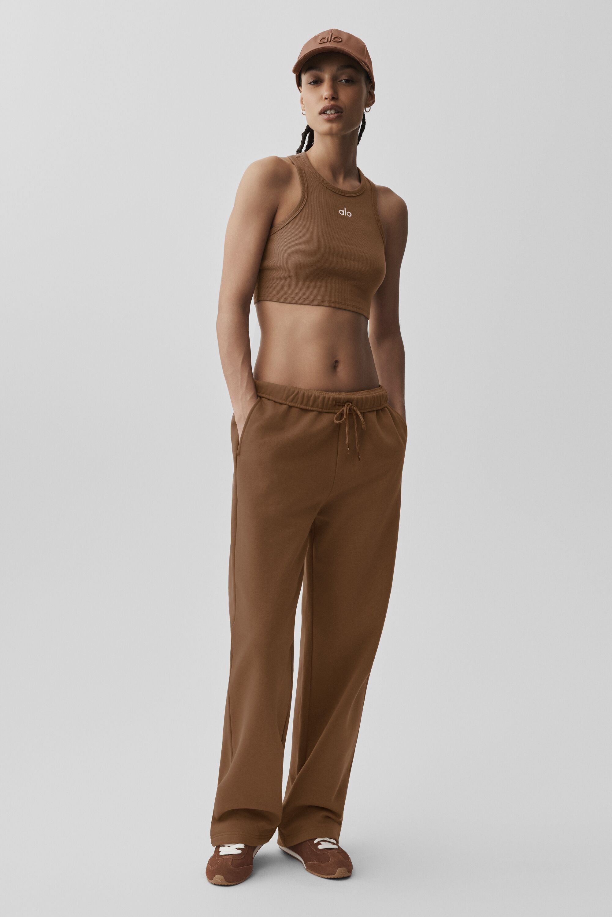 alo Accolade Straight Leg Sweatpant - Sun Kissed Brown
