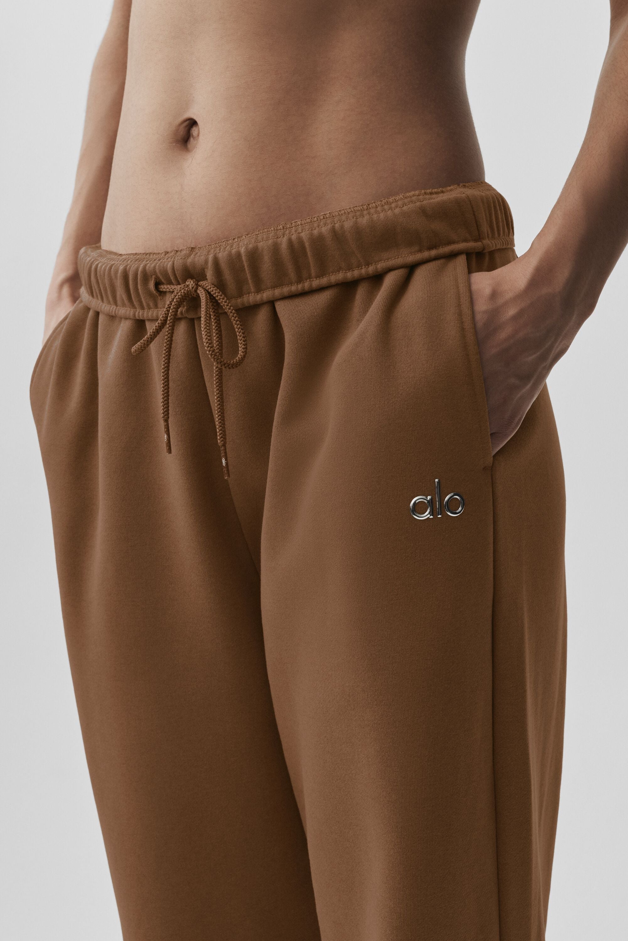alo Accolade Straight Leg Sweatpant - Sun Kissed Brown