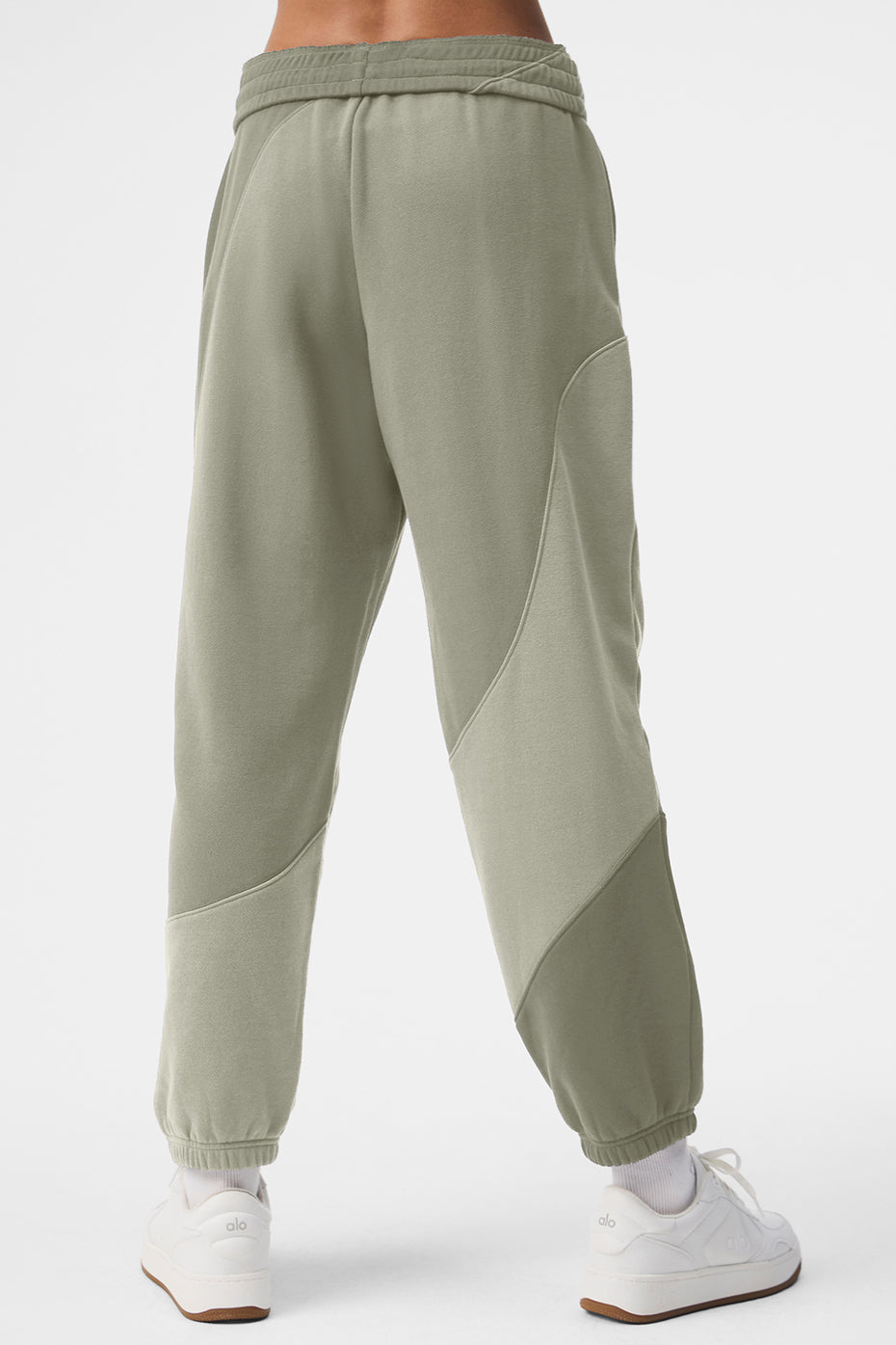 alo Make Waves Sweatpant - Limestone Tonal