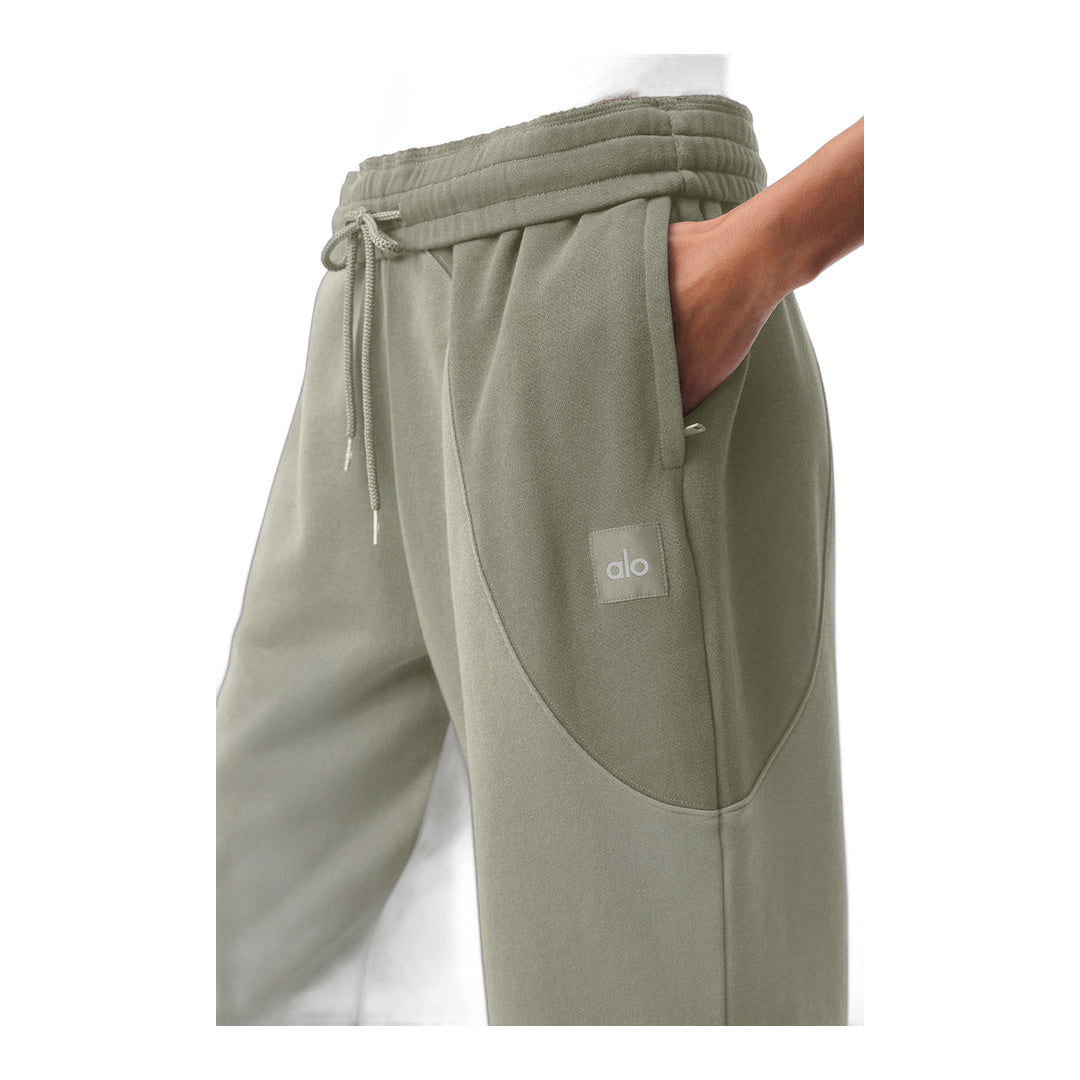 alo Make Waves Sweatpant - Limestone Tonal