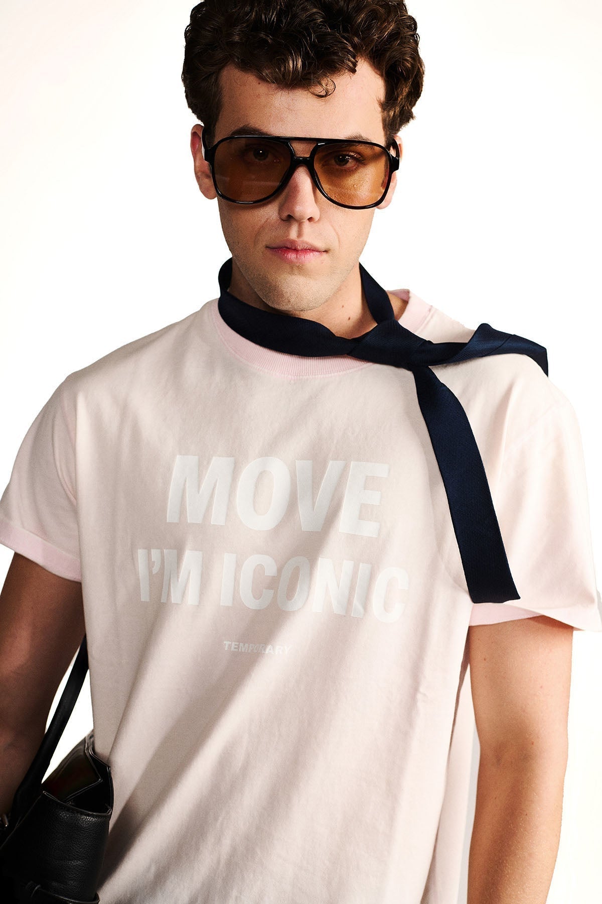 ICON MOVEMENT TEE - Powder Dust Pink
