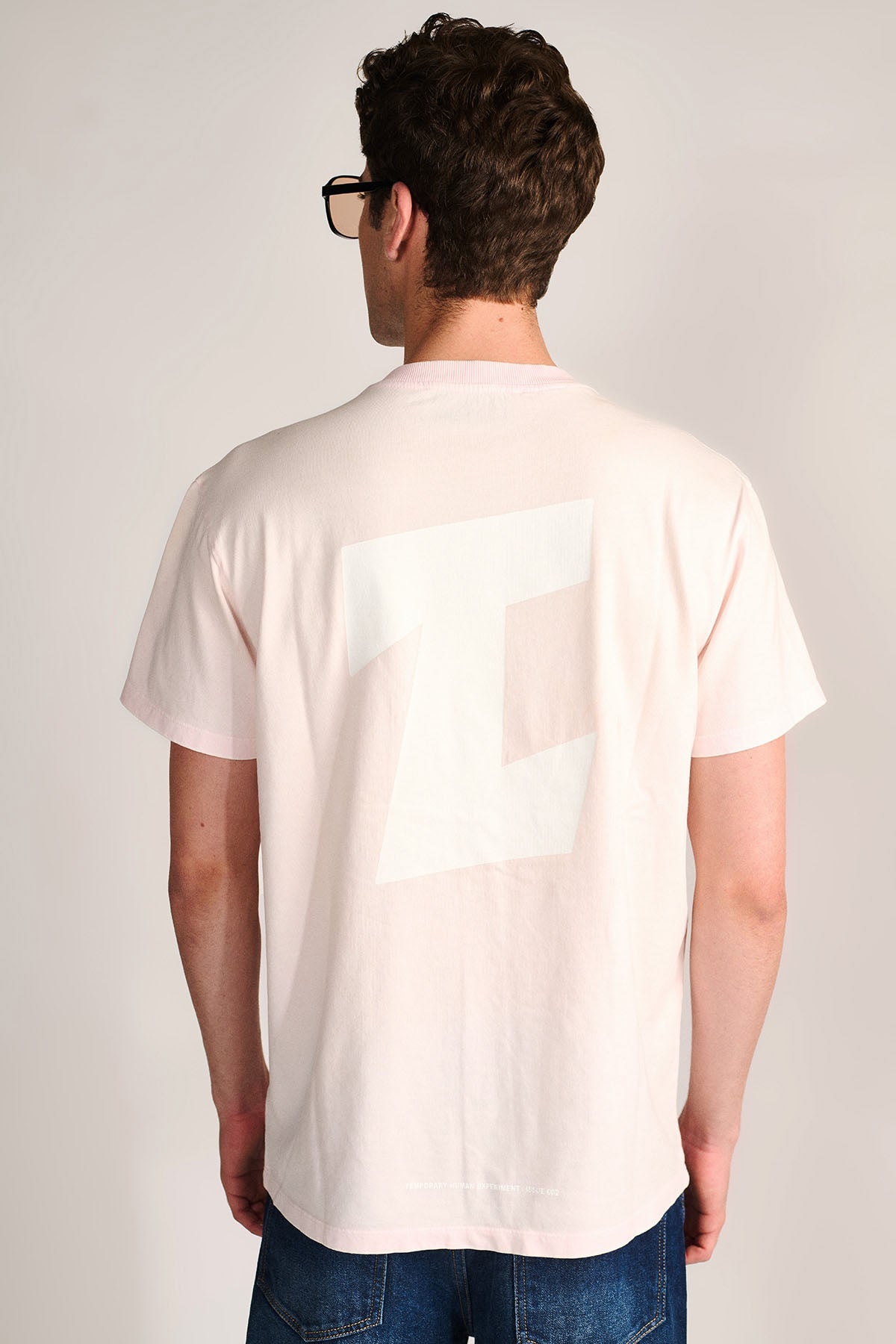 ICON MOVEMENT TEE - Powder Dust Pink