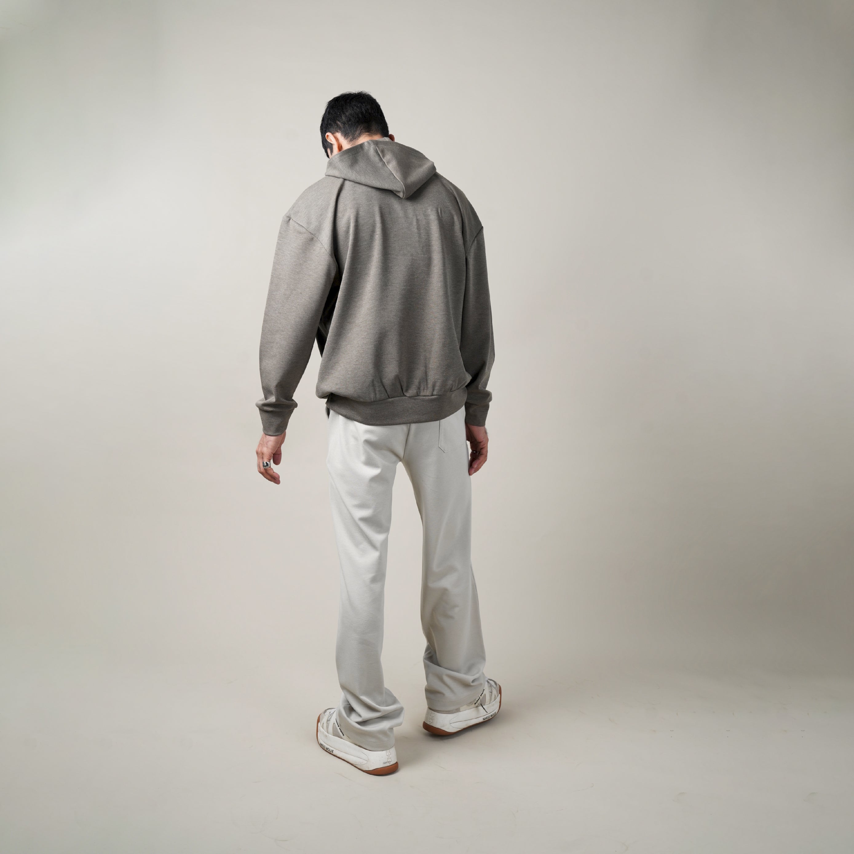 HOODIE, MINIMAL, CLASSIC, CLASSIC FIT, RELAXED HOODIE, COMFORT, WT Functional Hoodie, oversized fit, melange effect fabric, branded WT rubber label, functional welt pockets. UNISEX, OVERSIZED, SIZE AVAILABLE S TO XXL, WOMENS HOODIES, OVERSIZED SWEATSHIRTS, SWEATSHIRTS, CROPPED SWEATSHIRT, SWEATSHIRT ZARA, LONGLINE HOODIE,aerie sweatshirt,christy hoodie,tna sweatshirt,tna hoodies,missguided hoodie, RIBBED SWEATSHIRT, BROWN HOODIE, BRONZITE COLOURWAY, RIBBED, NYLON RAYON BLEND FABRIC