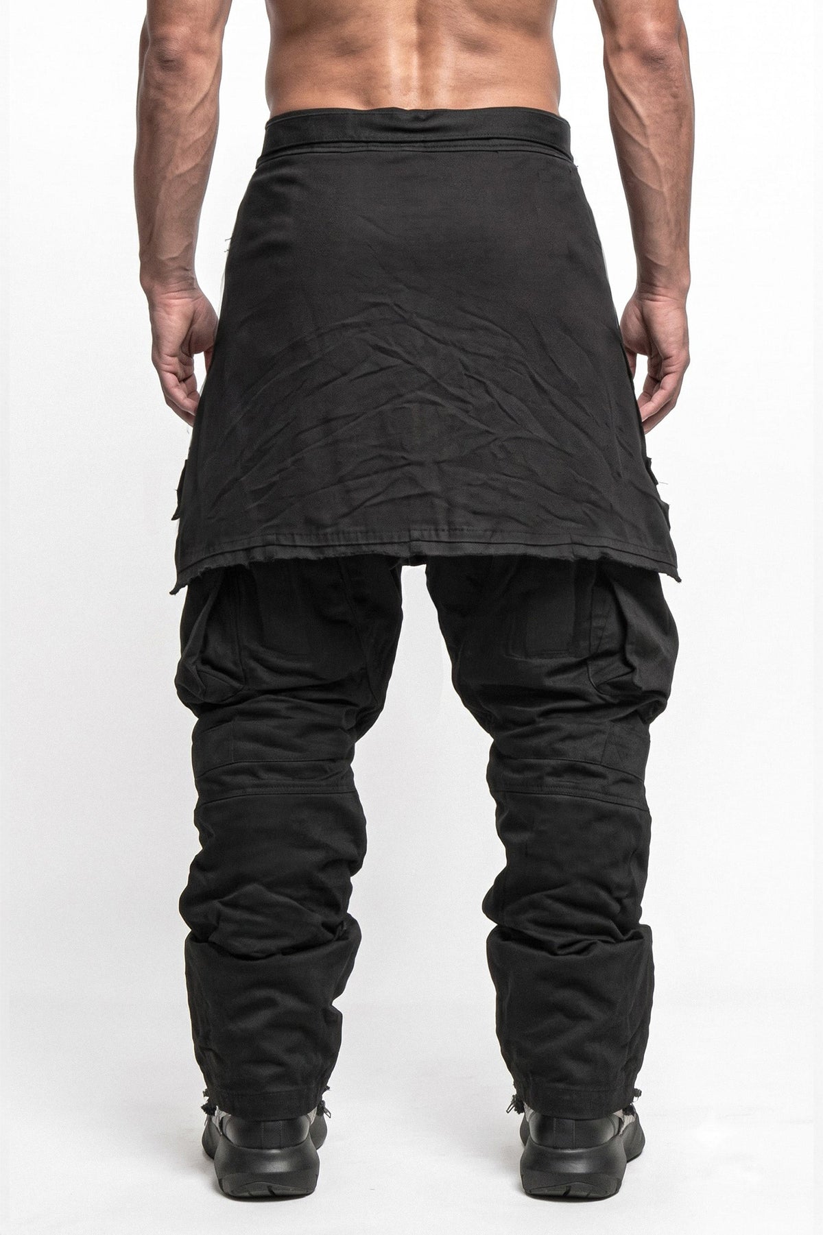 LAYERED GRAVEL PANTS