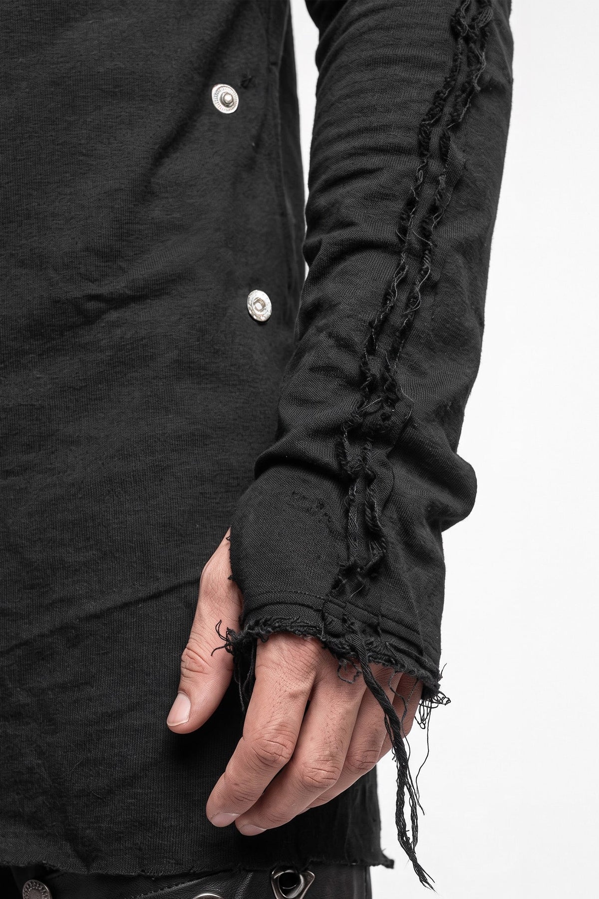 ASHEN LONGLINE TEE