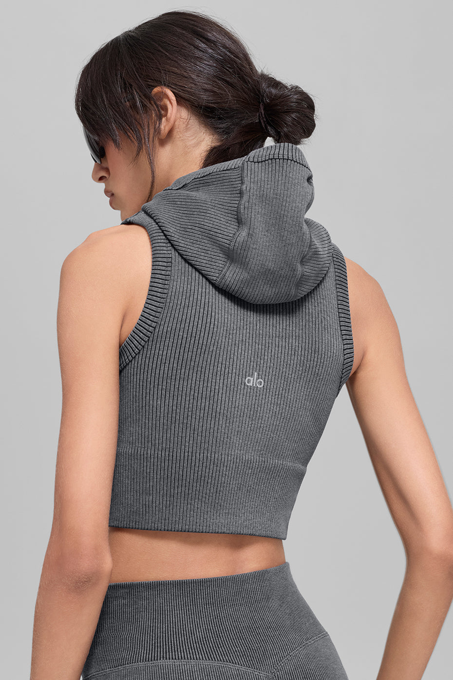 alo Seamless Two Tone Rib Hooded Vest - Dark Misty Grey Heather