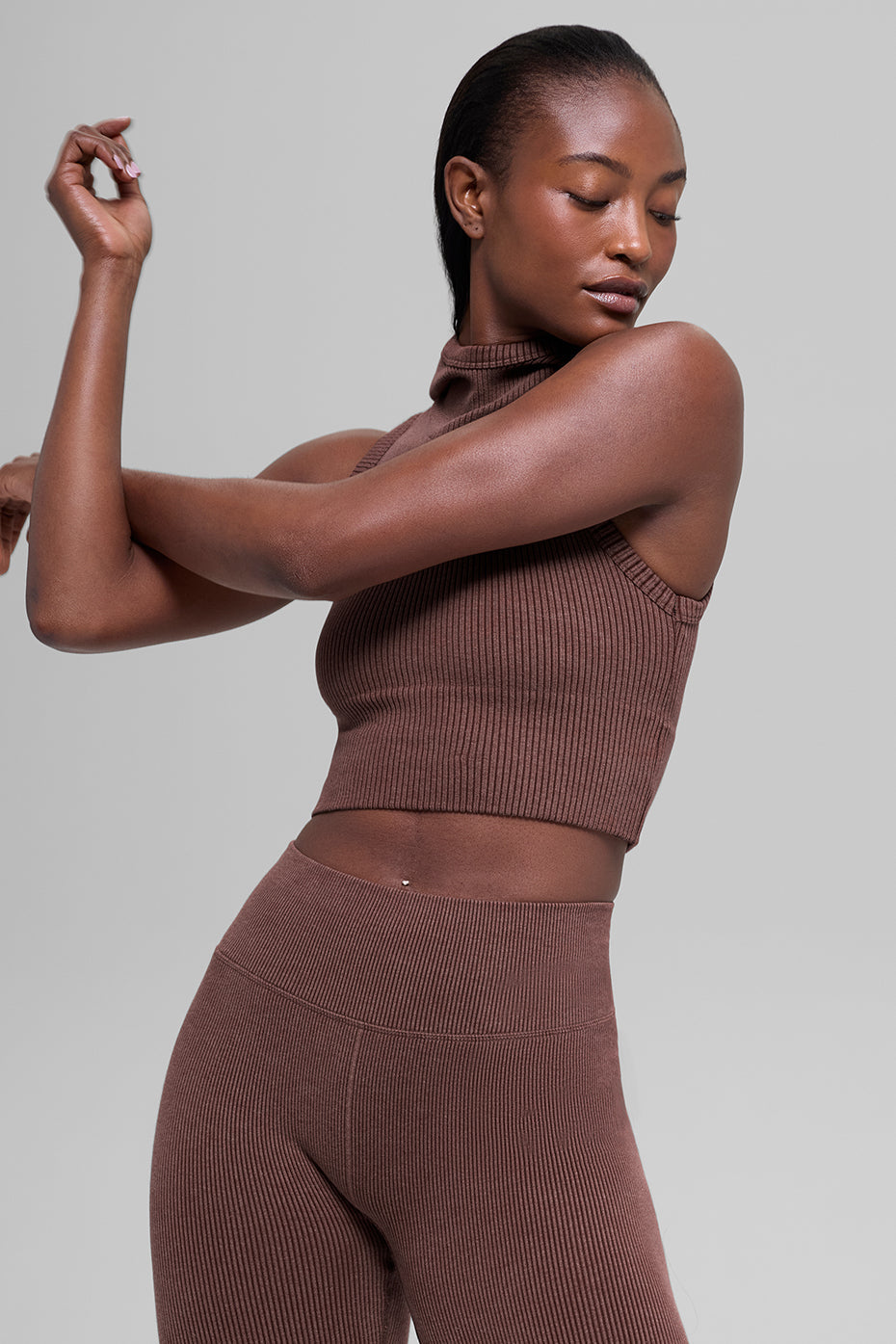 alo Seamless Two Tone Rib Hooded Vest - Brownstone Heather