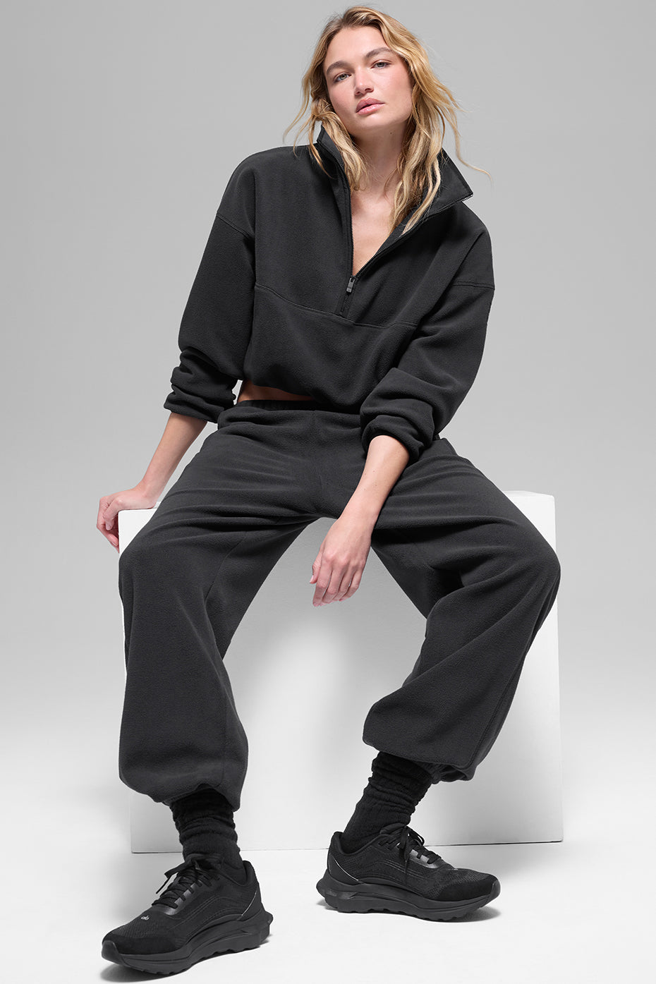 alo Polar Fleece Retreat Cover Up - Black
