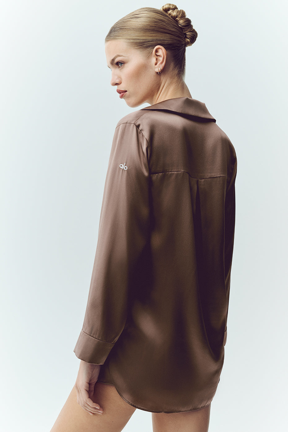 alo Silk Luminous Button Up - Alpine Cocoa