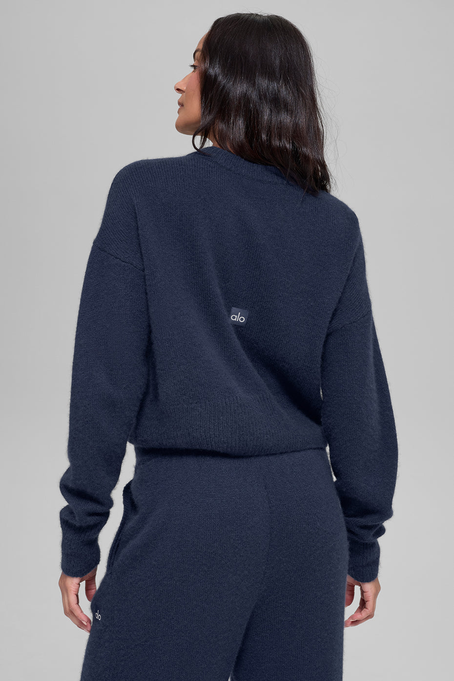 alo Wool Cashmere Cropped New Class Crewneck Sweater - Navy
