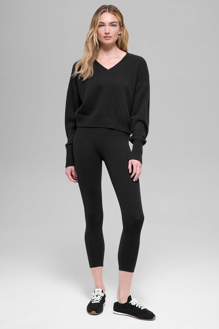 alo Wool Cashmere Cropped New Class V-Neck Sweater - Black