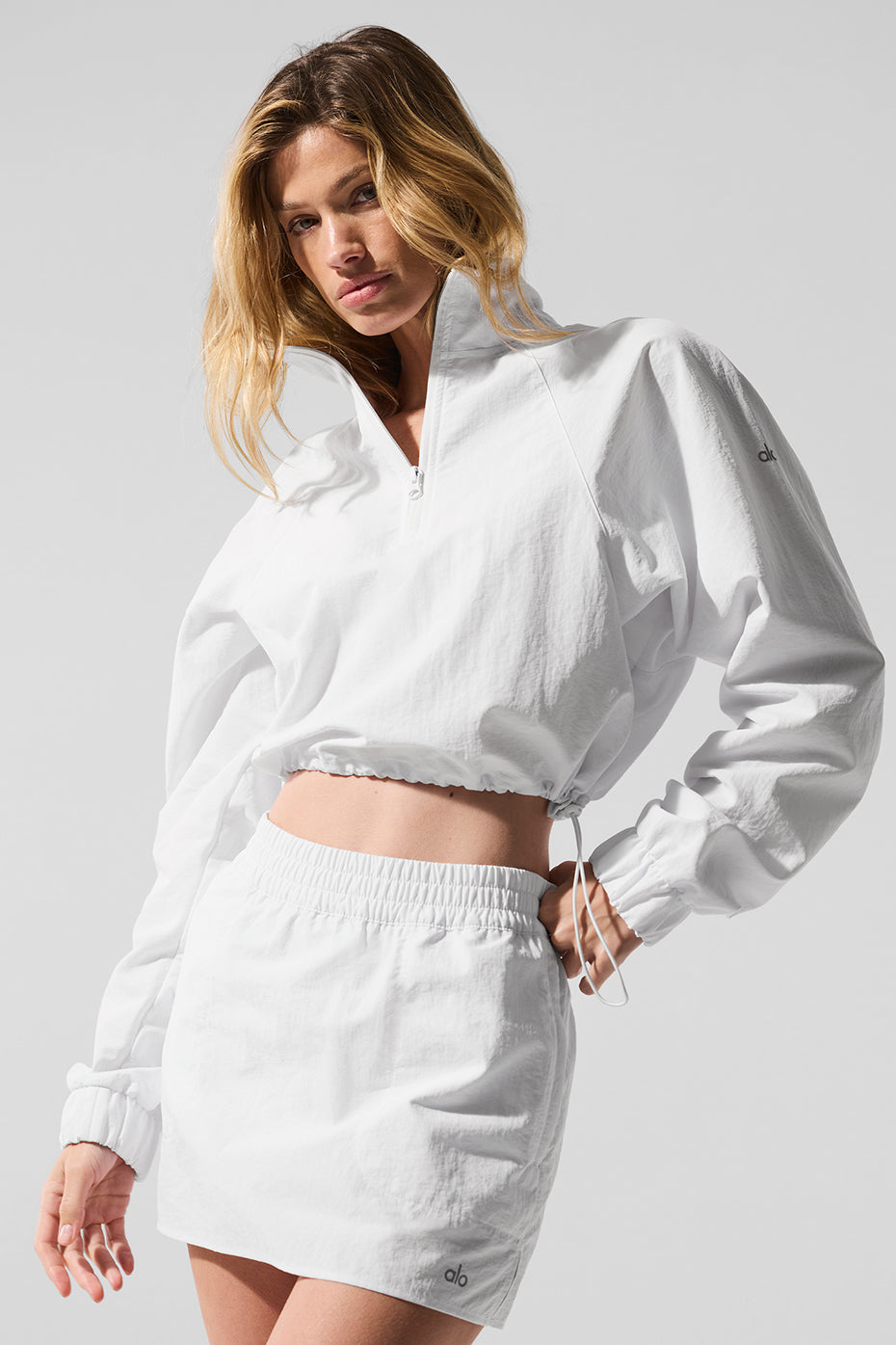 alo Cropped 1/4 Zip Alumni Pullover - White