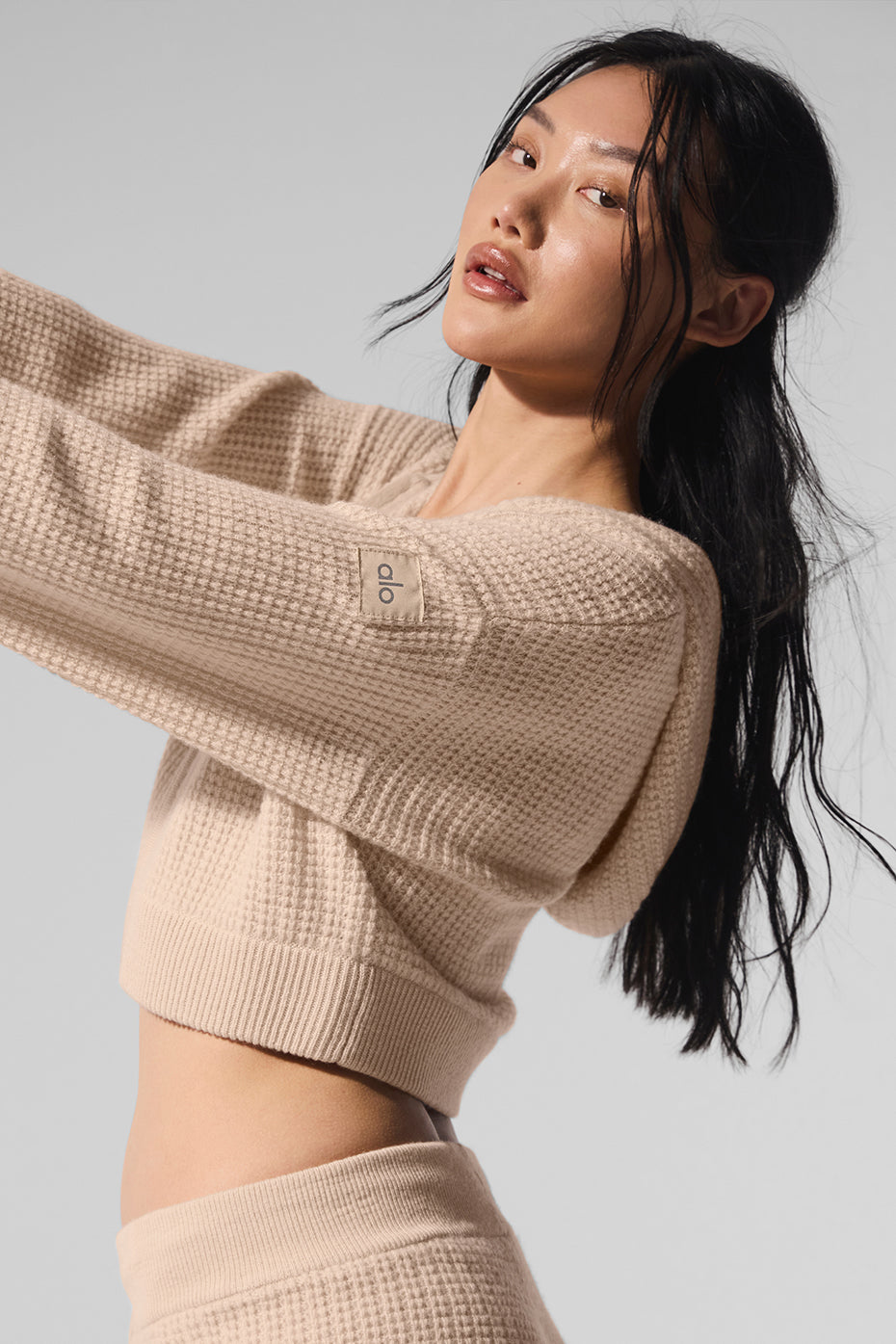 alo Cashmere Plush Waffle Full Zip Hoodie - Macadamia Blush