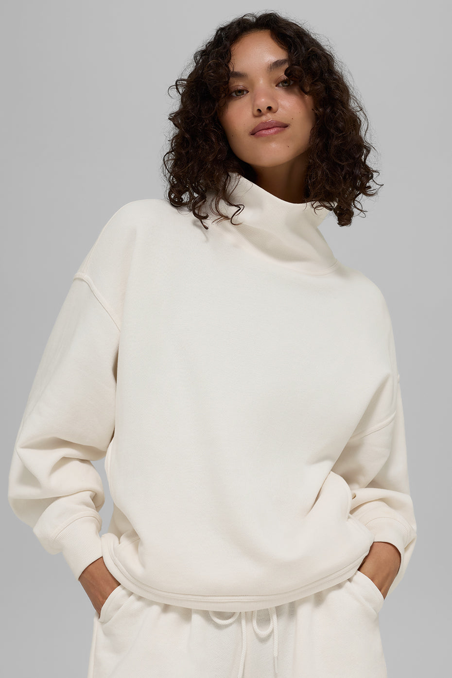 alo Hazy Mock Neck Pullover - Ivory