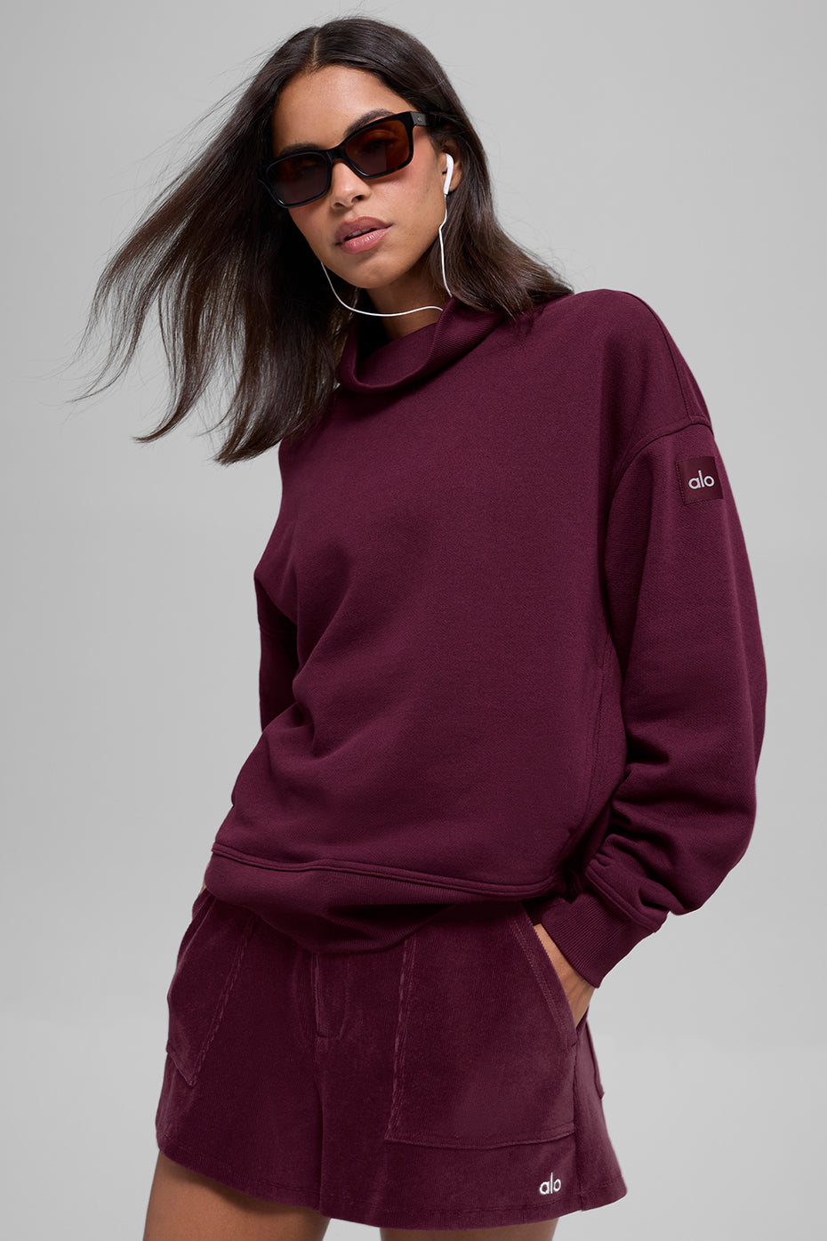 alo Hazy Mock Neck Pullover - Burgundy