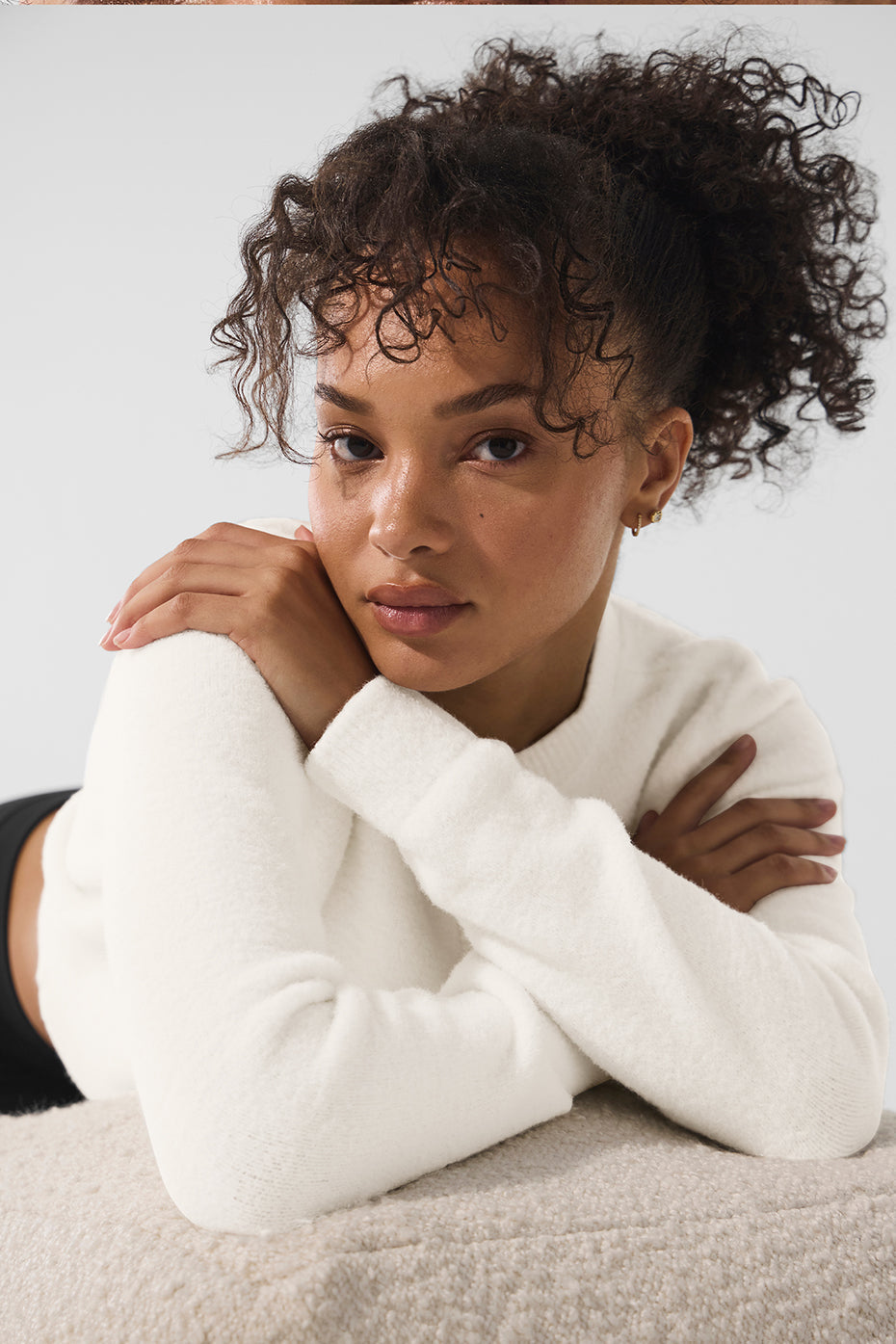 alo Snuggle Up Sweater Cropped Cardigan - Ivory