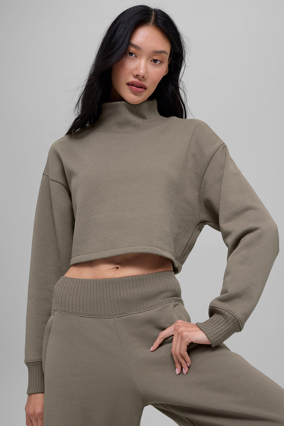 alo Cropped Serenity Coverup - Light Cocoa