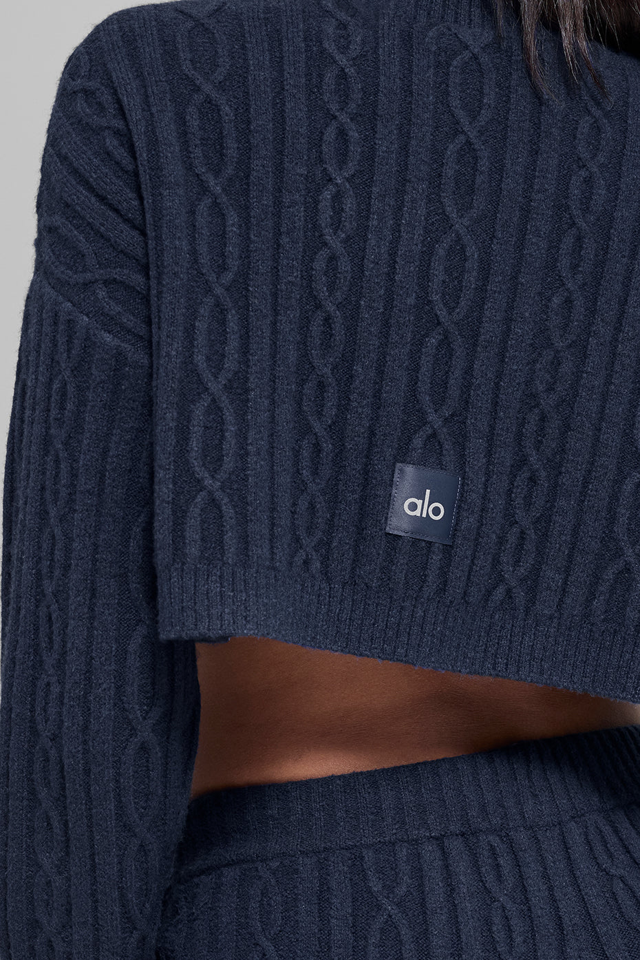 alo Cable Knit Cropped Winter Bliss Turtleneck Long Sleeve - Navy