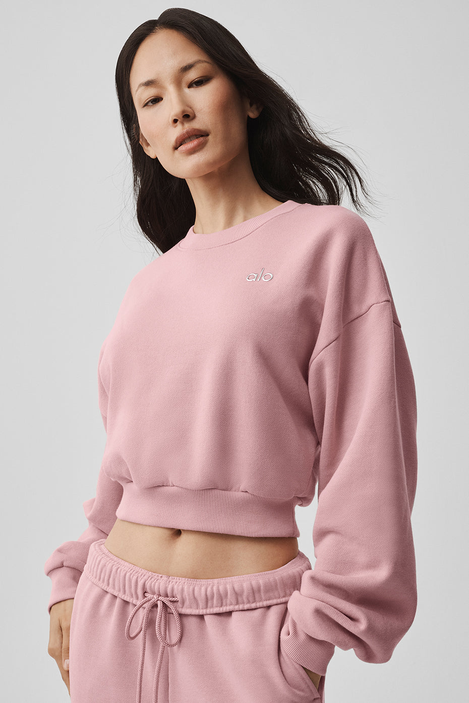 alo Cropped Accolade Crewneck - Vintage Pink