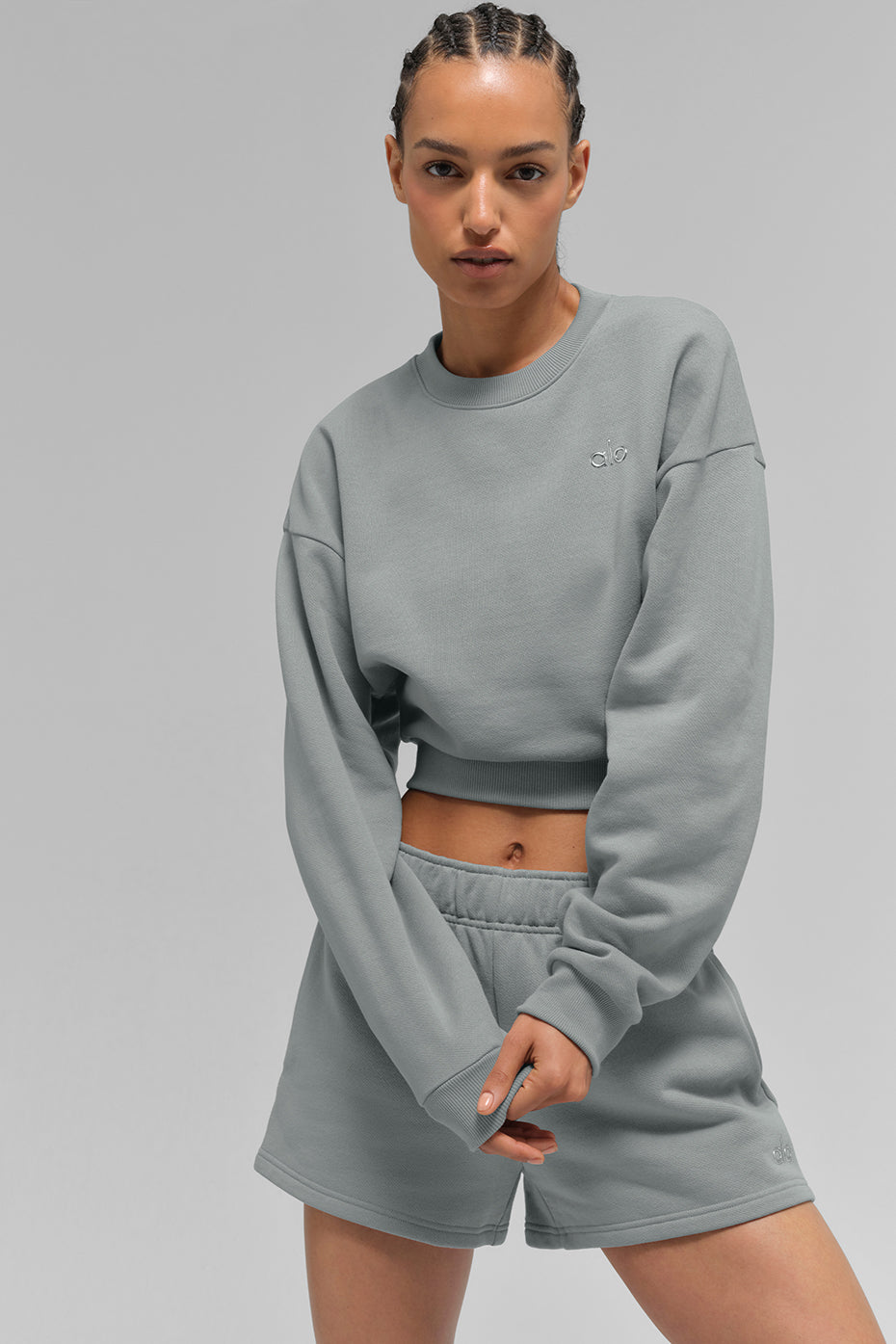 alo Cropped Accolade Crewneck - Lunar Grey