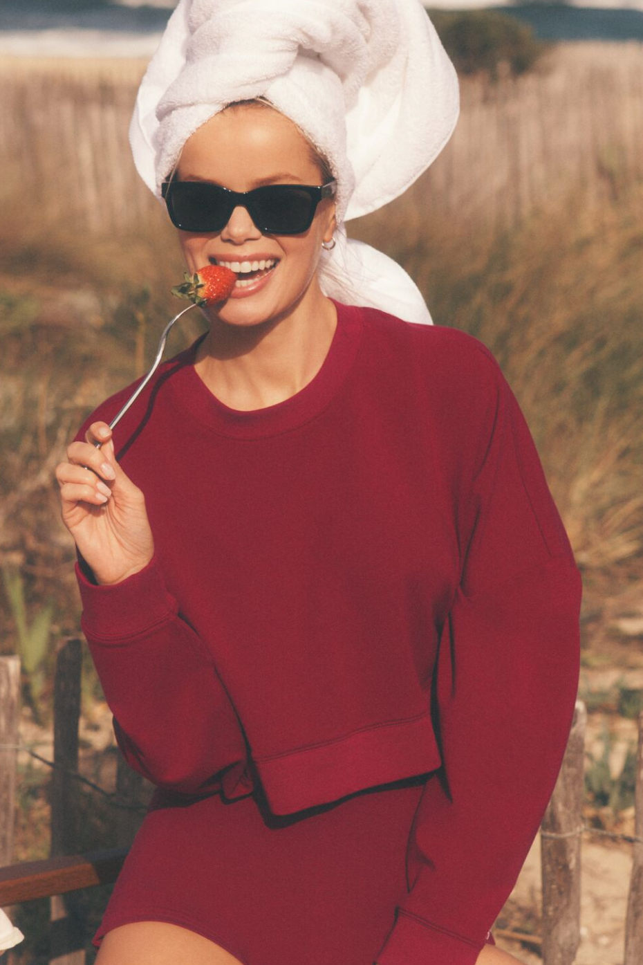 alo Cropped Sway Crew Neck Pullover - Summer Romance Red