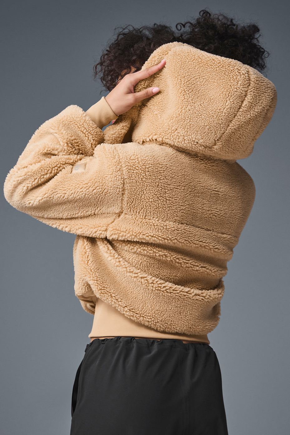 alo Foxy Sherpa Jacket - Camel
