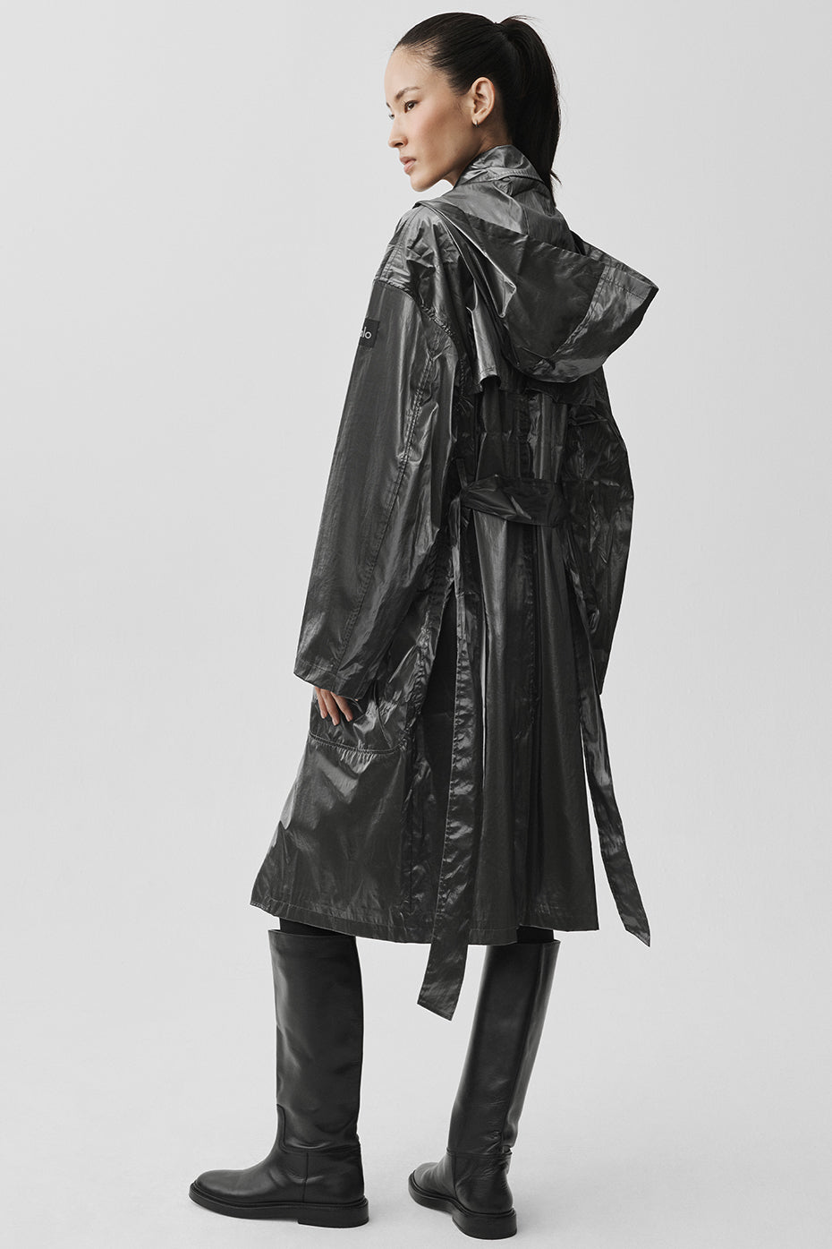 alo Metallic Break Line Trench - Silver Metallic
